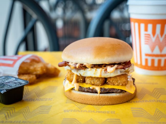 whataburger hours lunch