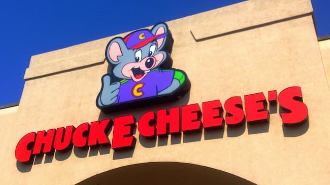 chuck e cheese hours of operation