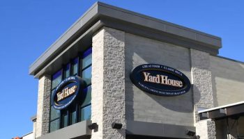 yard house lunch hours