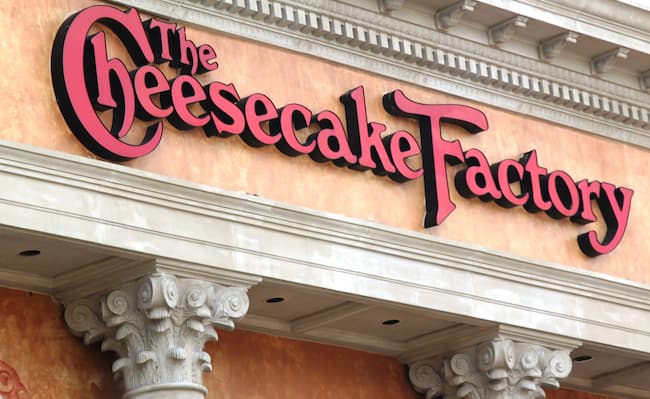 cheese cake factory lunch hours
