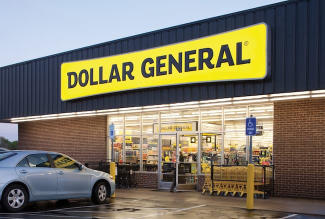  what time does dollar general close