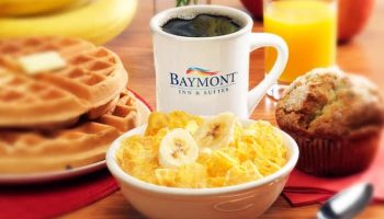 baymont inn breakfast hours