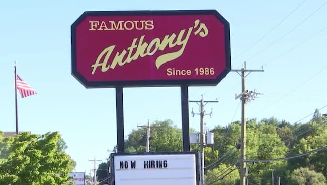famous anthony's breakfast hours of operation