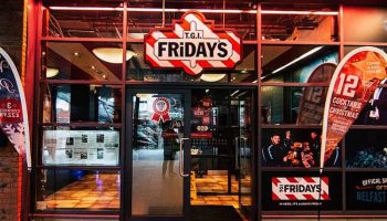 what time does tgi friday close